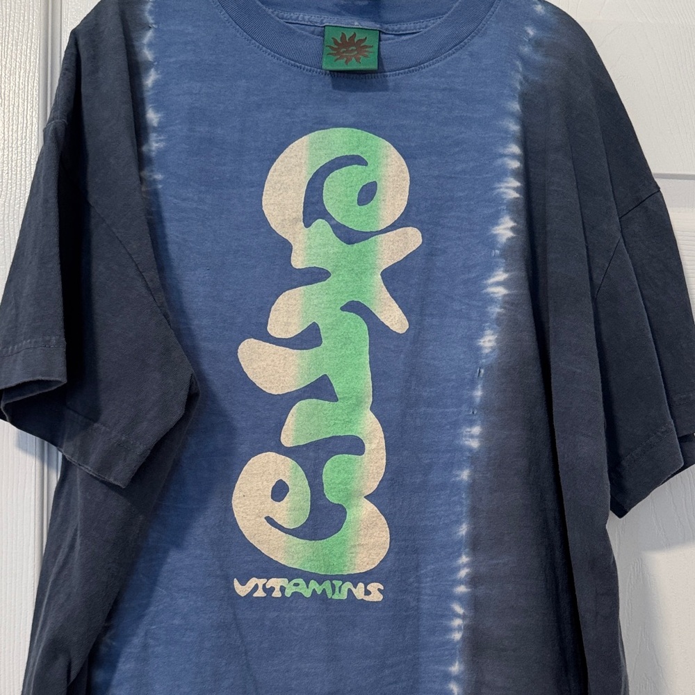Extra Vitamins Blue Tie-Dye SURF LOGO Graphic T-Shirt Size XL - Picture 2 of 7